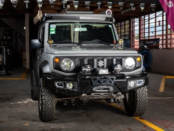 Paragolpes frontal c/base,y faros integrados , Suzuki JIMNY (2018-)